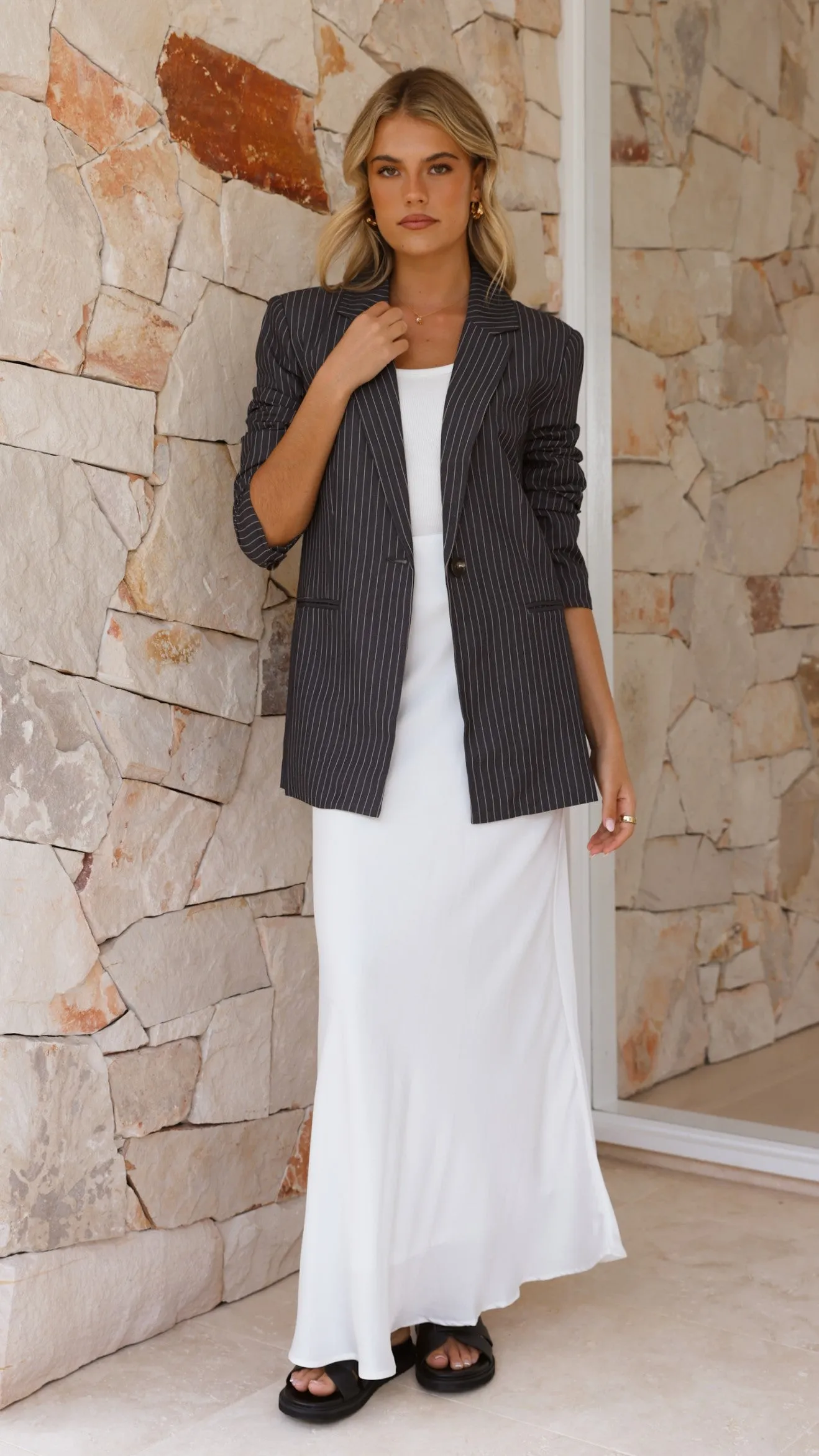 Maya Blazer - Charcoal