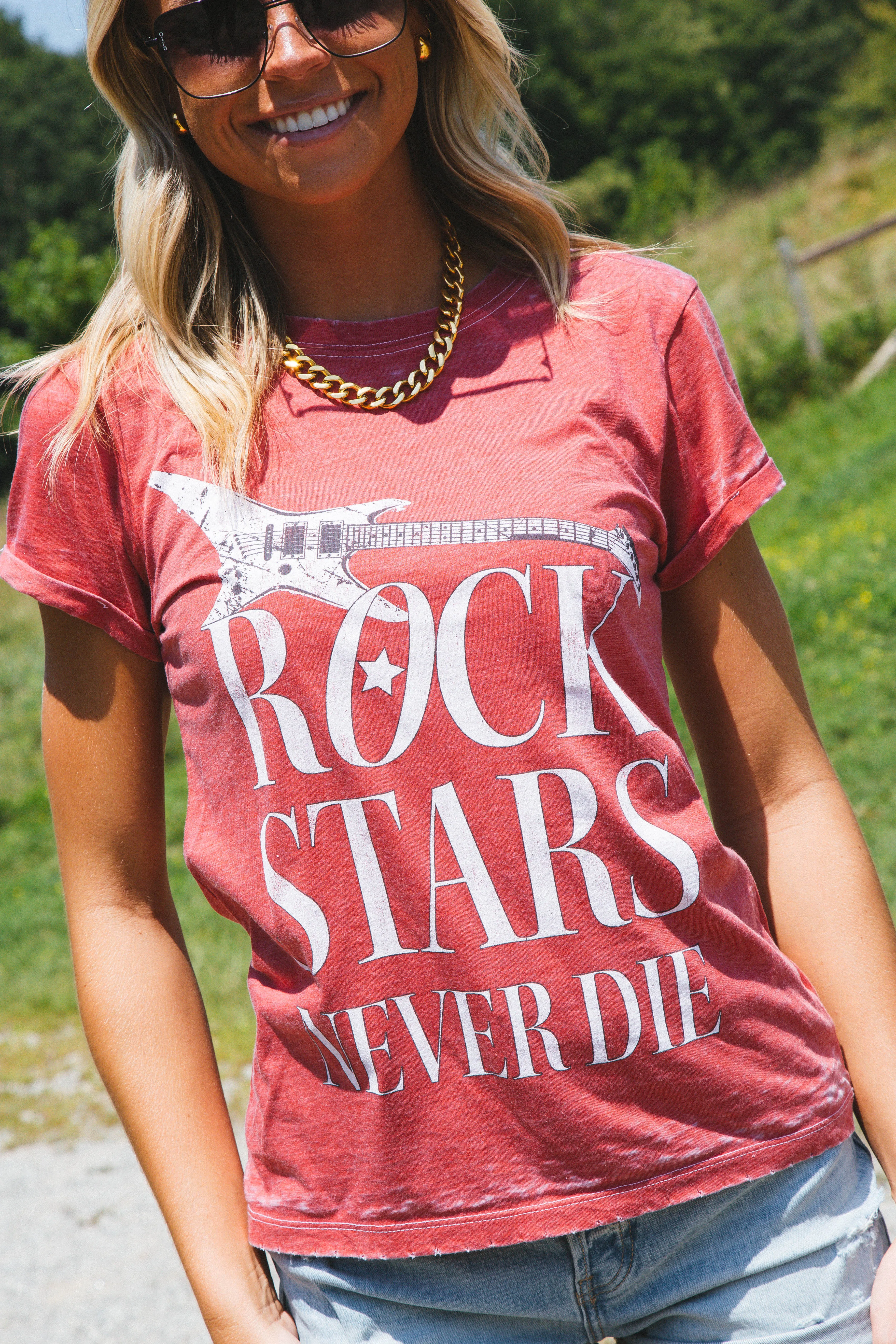 Rock Stars Never Die Tee, Chili Pepper | Recycled Karma