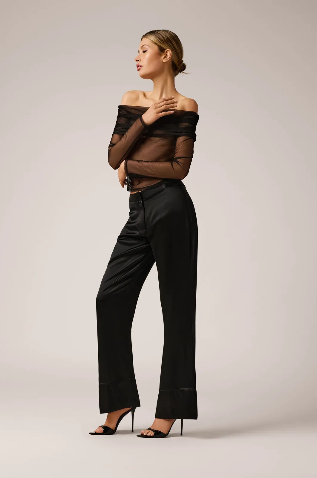 TULLE OFF SHOULDER TOP