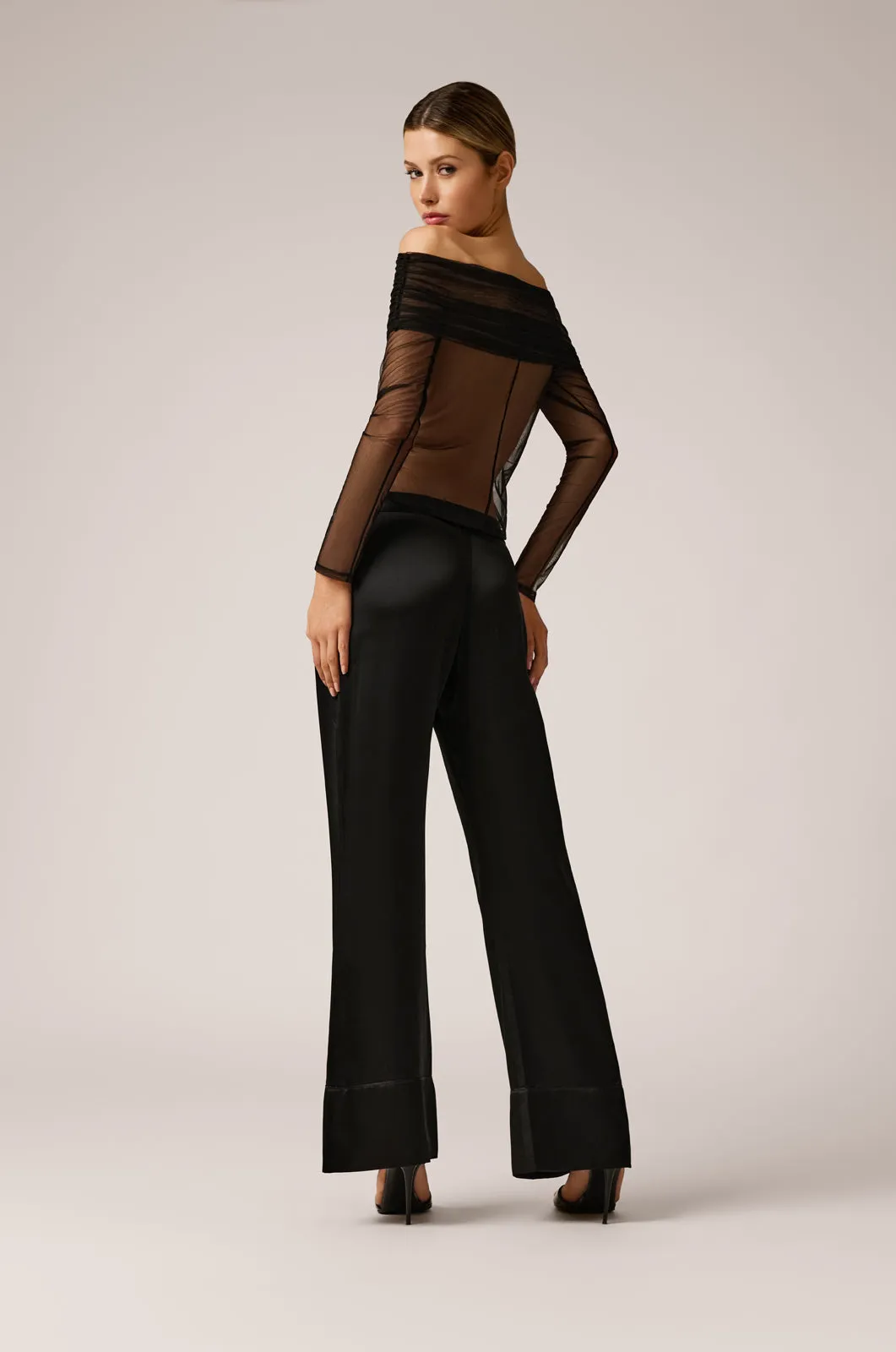 TULLE OFF SHOULDER TOP